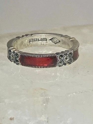JUDITH JACK RING SIZE 7.75 MARCASITES RED STACKER BAND STERLING SILVER WOMEN: JUDITH JACK RING SIZE 7.75 MARCASITES RED STACKER BAND STERLING SILVER WOMEN Judith Jack ring marcasites red stacker band sterling silver women Size 7.75 Weight 4.1g Thinnest part 1/8"