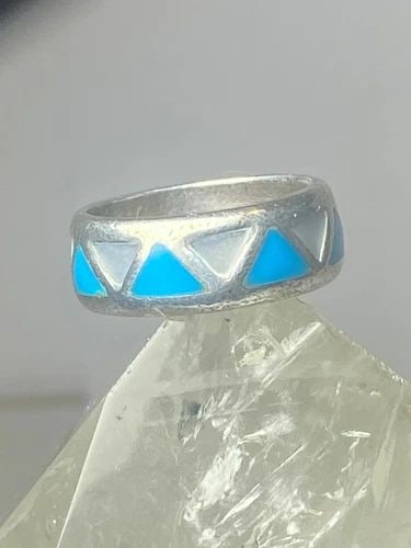 TURQUOISE RING MOTHER OF PEARL BAND WEDDING PINKY SOUTHWEST STERLING SILVER WOME: TURQUOISE RING MOTHER OF PEARL BAND WEDDING PINKY SOUTHWEST STERLING SILVER WOME Turquoise ring mother of pearl pinky band wedding southwest sterling silver women Size 5.75 Weight 5g Width 1/4"