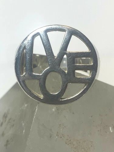 LOVE RING FRIENDSHIP VALENTINE BAND STERLING SILVER WOMEN GIRL: LOVE RING FRIENDSHIP VALENTINE BAND STERLING SILVER WOMEN GIRL LOVE ring friendship Valentine band sterling silver women girl Size 7.50 Weight 6.2g Length 7/8" Width. 7/8" Thinnest part