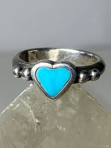 HEART RING TURQUOISE SOUTHWEST LOVE VALENTINE BABY PINKY BAND STERLING SILVER WO: HEART RING TURQUOISE SOUTHWEST LOVE VALENTINE BABY PINKY BAND STERLING SILVER WO Heart ring turquoise southwest love Valentine baby pinky band sterling silver women girl Size 2.50 Weight 2.4g Length 1