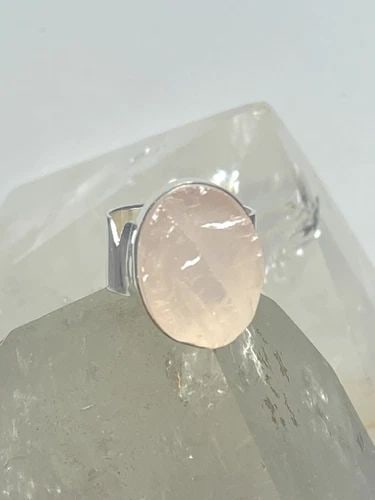ROSE QUARTZ RING SOUTHWEST BAND STERLING SILVER WOMEN GIRLS: ROSE QUARTZ RING SOUTHWEST BAND STERLING SILVER WOMEN GIRLS Rose quartz ring band sterling silver women girls Size 7.50 Weight 16.5g Length. 7/8" Width 5/8" Thinnest part 1/4"
