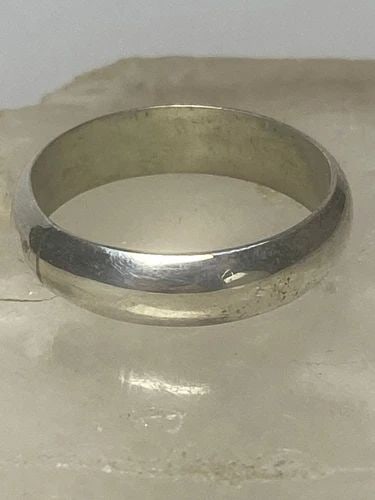 PLAIN RING SIZE 10.50 WEDDING BAND STACKER STERLING SILVER WOMEN MEN: PLAIN RING SIZE 10.50 WEDDING BAND STACKER STERLING SILVER WOMEN MEN Plain ring wedding band stacker sterling silver women men Size 10.50 Weight 5.7g Band Width 3/16"