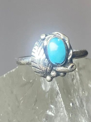 TURQUOISE RING SOUTHWEST PINKY STERLING SILVER WOMEN GIRL KK: TURQUOISE RING SOUTHWEST PINKY STERLING SILVER WOMEN GIRL KK Turquoise Ring southwest pinky sterling silver women girl kk Size 2 Weight 1g Length. 3/8" Width 3/8" Thinnest part 3/32"