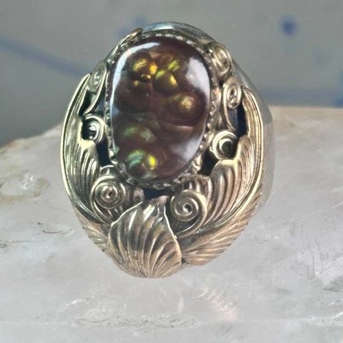 NAVAJO RING FIRE AGATE HEAVY SIZE 9.75 STERLING SILVER WOMEN MEN: NAVAJO RING FIRE AGATE HEAVY SIZE 9.75 STERLING SILVER WOMEN MEN Navajo ring fire agate Heavy size 9.75 sterling silver women men Sterling silver ring detailed with 10K gold filled leaves Size 9.75 Be