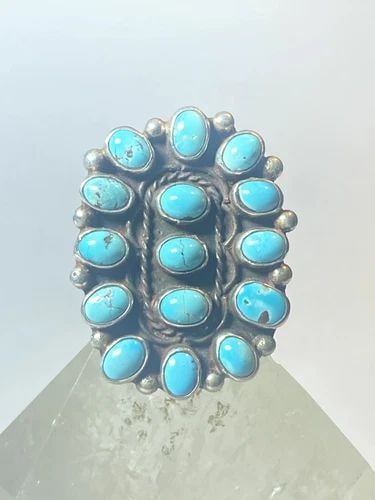 TURQUOISE RING BIG LONG ZUNI SOUTHWEST STERLING SILVER WOMEN: TURQUOISE RING BIG LONG ZUNI SOUTHWEST STERLING SILVER WOMEN Turquoise ring big long petite point southwest sterling silver women Size 8.50 Between a size 8.50 and a size 8.75 Weight. 18.2g Length. 1 