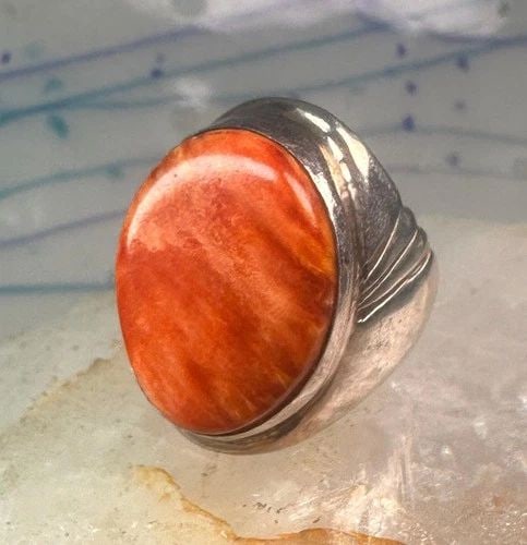 NAVAJO RING SPINY OYSTER HEAVY BAND SIZE 9.75 STERLING SILVER IHMS: NAVAJO RING SPINY OYSTER HEAVY BAND SIZE 9.75 STERLING SILVER IHMS Navajo ring Spiny Oyster heavy band size 9.75 sterling silver IHMS signed Foster Yazzie Indian Hand Made Sterling SIze 9.75 Weight 21