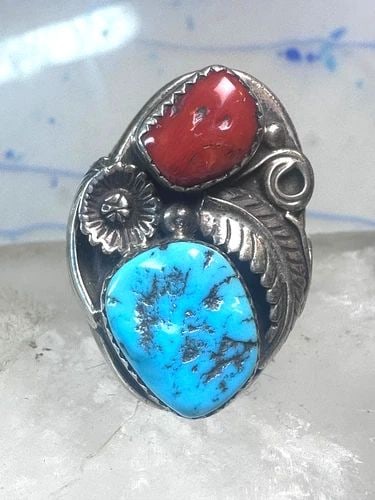 NAVAJO TURQUOISE CORAL RING SIZE_10 STERLING SILVER WOMEN MEN: NAVAJO TURQUOISE CORAL RING SIZE_10 STERLING SILVER WOMEN MEN Navajo Turquoise Coral ring size_10 sterling silver women men Size 10 Weight 18.1g Length 1 7/32" Width. 1/2" Thinnest part of band in bac