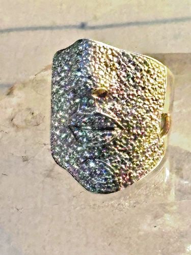FACE RING FIGURATIVE MULTI PAVE CZ BAND ROSE GOLD OVER STERLING SILVER SIZE 9.75: FACE RING FIGURATIVE MULTI PAVE CZ BAND ROSE GOLD OVER STERLING SILVER SIZE 9.75 Face ring figurative multi pave CZ band rose gold over sterling silver size 9.75 women Size 9.75 Between a size 9.75 an