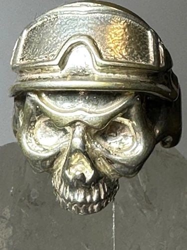 SKULL RING SIZE 10.25 BIKER BAND CAST RING STERLING SILVER FROM UKRAINE: SKULL RING SIZE 10.25 BIKER BAND CAST RING STERLING SILVER FROM UKRAINE Skull ring size 10.25 biker band cast ring sterling silver from Ukraine I leave the rings unpolished until I sell .. If the buye