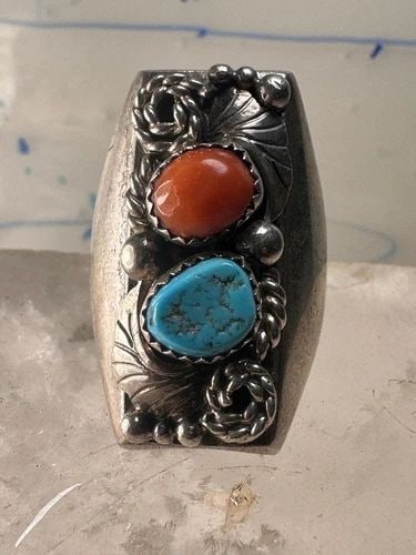 NAVAJO RING TURQUOISE CORAL LONG BAND SIZE 8.5 STERLING SILVER WOMEN MEN: NAVAJO RING TURQUOISE CORAL LONG BAND SIZE 8.5 STERLING SILVER WOMEN MEN Navajo ring turquoise coral long band size 8.5 sterling silver women men Size 8.5 Weight 20.5g Length. 1. 1/4" Widest part of b