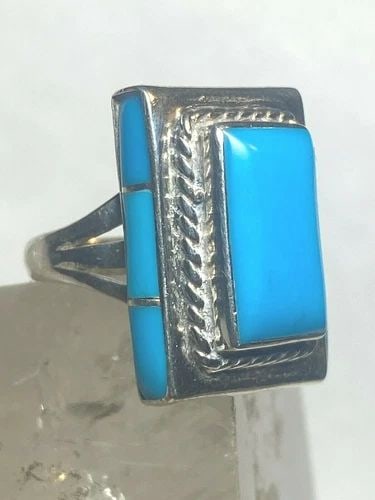 TURQUOISE RING LONG SOUTHWEST STERLING SILVER WOMEN SIZE 4.75: TURQUOISE RING LONG SOUTHWEST STERLING SILVER WOMEN SIZE 4.75 Turquoise ring long southwest sterling silver women Size 4.75 Between a size 4.75 and a size 5 Weight 9.4g Widest part 1/2" Thinnest back 