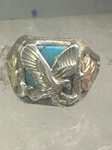 EAGLE RING TURQUOISE BLACK HILLS GOLD LEAVES BAND SIZE 7 STERLING SILVER WOMEN G: EAGLE RING TURQUOISE BLACK HILLS GOLD LEAVES BAND SIZE 7 STERLING SILVER WOMEN G Eagle ring turquoise band Black Hills Gold leaves size 7 sterling silver women girls men Size 7 Weight 4.5g Length 1/2"