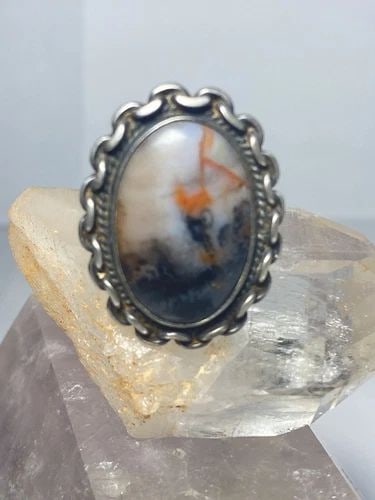 AGATE RING CHAIN STERLING SILVER SOUTHWEST WOMEN MEN: AGATE RING CHAIN STERLING SILVER SOUTHWEST WOMEN MEN Agate Petrified Wood ring chain sterling silver southwest women men Size 7.50 Weight 11.3g Length.1 3/8" Width 1" Thinnest part of the Band 3/16"