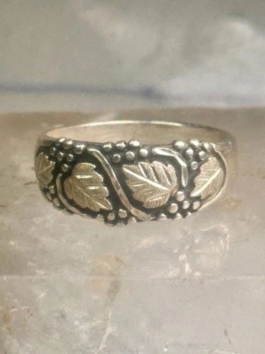 BLACK HILLS GOLD RING LEAVES WEDDING BAND STERLING SILVER SIZE 14.75 WM WHEELER: BLACK HILLS GOLD RING LEAVES WEDDING BAND STERLING SILVER SIZE 14.75 WM WHEELER Black Hills Gold ring leaves wedding band sterling silver size 14.75 men women signed WM Wheeler Mfg in Black Hills Size