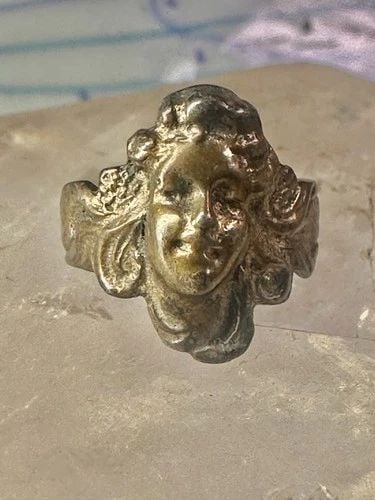 LADY FACE RING ART DECO NOUVEAU ITALY PINKY TURQUOISE SIZE 3 SILVER SIGNED 800: LADY FACE RING ART DECO NOUVEAU ITALY PINKY TURQUOISE SIZE 3 SILVER SIGNED 800 Lady face ring art deco nouveau Italy pinky turquoise size 3 silver signed 800 women Can be polished to be silvery .. Onl