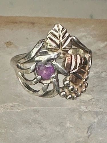 BLACK HILLS GOLD RING LEAVES AMETHYST BAND SIZE 6 STERLING SILVER WOMEN GIRLS (1 of 2)