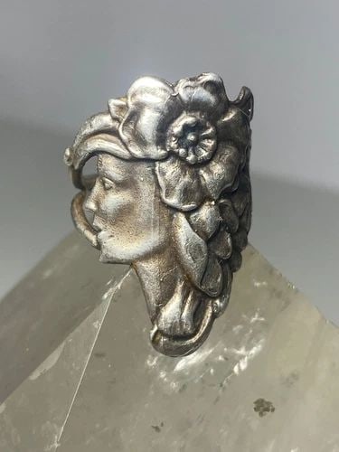 FACE RING ART DECO FLOWER LONG HAIR BAND STERLING SILVER WOMEN GIRLS: FACE RING ART DECO FLOWER LONG HAIR BAND STERLING SILVER WOMEN GIRLS Face ring Art Deco flower long hair band sterling silver women girls Size 7 Weight 6.5g Widest part 1 1/8" Thinnest part of band 5/