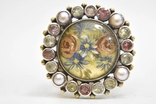 ROUND FLORAL GLASS DOME RING PEARLS STERLING SILVER SIZE 9.50: ROUND FLORAL GLASS DOME RING PEARLS STERLING SILVER SIZE 9.50 Round floral glass dome Ring pearls Sterling Silver Signed M with an arrow and Heart image In the back of this ring on ther band in the ba