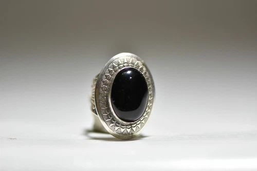 NAVAJO ONYX RING SOUTHWEST WOMEN STERLING SILVER SIGNED QT SIZE 5.75 (1 of 2)