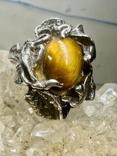 VINTAGE TIGER EYE RING SIZE 4.75 FLORAL LEAVES ART NOUVEAU VINES STERLING SILVER (1 of 2)