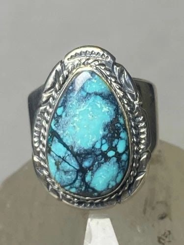 TURQUOISE RING TEARDROP BOHO BAND STERLING SILVER MEN WOMEN: TURQUOISE RING TEARDROP BOHO BAND STERLING SILVER MEN WOMEN Turquoise ring size 6.25 Teardrop boho band sterling silver men women Size 6.25 Between a size 6.25 and a size 6.50 Weight. 13g Length. 1" W