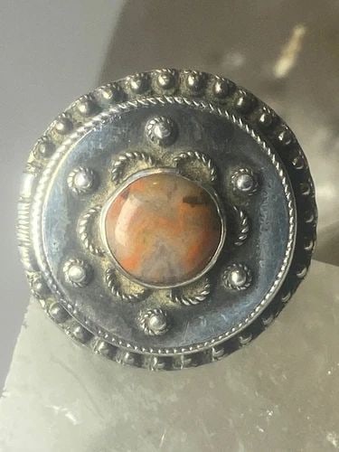 POISON RING AGATE STERLING SILVER WOMEN GIRLS: POISON RING AGATE STERLING SILVER WOMEN GIRLS Poison ring agate sterling silver women girls Size 7.75 Weight. 9.3g Length. 1" Width. 1" Thinnest part 1/8"