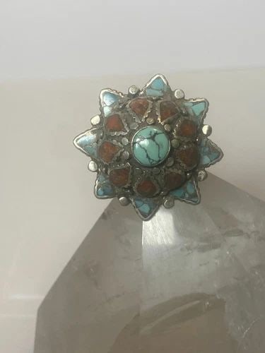 TURQUOISE RING FLOWER FLORAL TRIBAL CORAL STERLING SILVER WOMEN GIRLS: TURQUOISE RING FLOWER FLORAL TRIBAL CORAL STERLING SILVER WOMEN GIRLS Turquoise Ring flower floral tribal Coral sterling silver women Boho Size 9.25 Between a size 9.25 and a size 9.50 Weight 23.6g Le