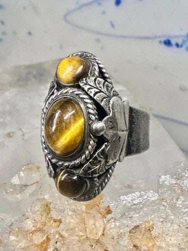 POISON RING TIGER EYE BAND BOHO SIZE 6.25 ADJUSTABLE STERLING SILVER WOMEN: POISON RING TIGER EYE BAND BOHO SIZE 6.25 ADJUSTABLE STERLING SILVER WOMEN Poison ring tiger eye band boho size 6.25 adjustable sterling silver women Size 6.25 adjustable to a variety of sizes Weight 