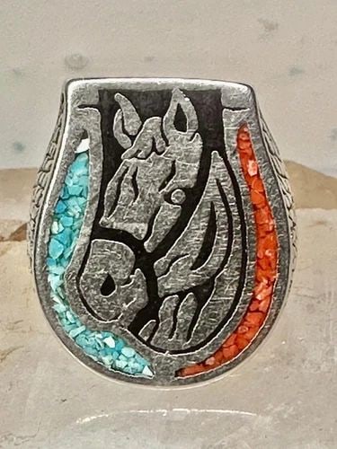 VINTAGE HORSE RING BIKER TURQUOISE CORAL CHIPS SIZE 6.5 SILVER PLATE WOMEN COWGI: VINTAGE HORSE RING BIKER TURQUOISE CORAL CHIPS SIZE 6.5 SILVER PLATE WOMEN COWGI Vintage Horse ring biker Gordon Smith G & S turquoise coral chips size 6.5 silver plate women Size 6.5 Weight 12.3g Len