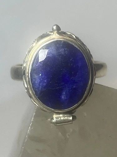 POISON RING BOHO BLUE STONE BAND STERLING SILVER WOMEN GIRLS: POISON RING BOHO BLUE STONE BAND STERLING SILVER WOMEN GIRLS Poison ring boho blue stone band sterling silver women girls Size 5.75 Between a size 5.75 and a size 6 Weight 5.3g Length. 5/8 Widest part
