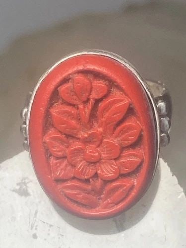 FLORAL RING CINNABAR BAND STERLING SILVER WOMEN GIRLS: FLORAL RING CINNABAR BAND STERLING SILVER WOMEN GIRLS Floral ring Cinnabar band sterling silver women girls Size 5.50 Weight 5.9g Length 3/4" Width. 5/8" Thinnest part of band 7/32"