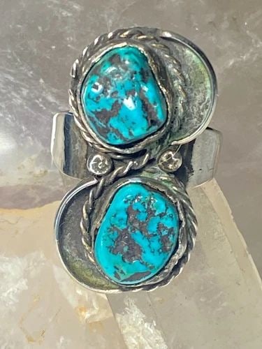 TURQUOISE SOUTHWEST RING LONG STERLING SILVER MEN WOMEN SIZE 7.50: TURQUOISE SOUTHWEST RING LONG STERLING SILVER MEN WOMEN SIZE 7.50 Turquoise southwest ring long sterling silver men women Size. 7.50 Weight 6.7g Length. 1 1/4" Width. 5/8" Narrowest part of ba