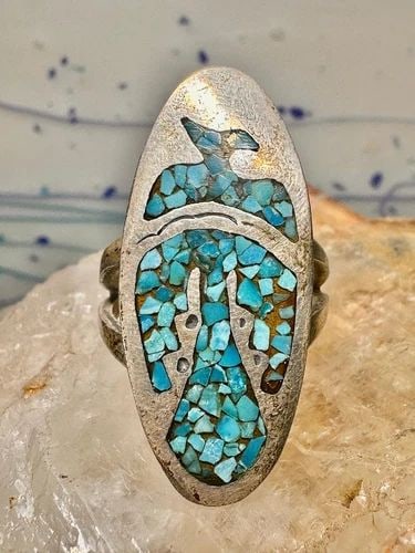 LONG PHOENIX RING SOUTHWEST TURQUOISE CHIPS SIZE 8 STERLING SILVER WOMEN: LONG PHOENIX RING SOUTHWEST TURQUOISE CHIPS SIZE 8 STERLING SILVER WOMEN Phoenix ring southwest turquoise chips size 8 sterling silver women Size 8 Weight 6.6g Length. 1. 3/8" Width 5/8" Thinnest part