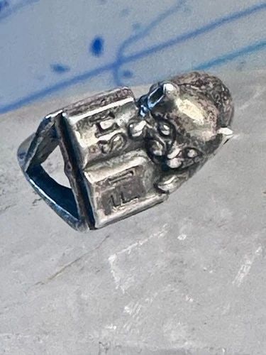 CAT RING READING FISH BOOK KABANA STERLING SILVER BAND SIZE 5 GIRLS WOMEN: CAT RING READING FISH BOOK KABANA STERLING SILVER BAND SIZE 5 GIRLS WOMEN Cat ring reading fish book Kabana sterling silver band size 5 girls women I do polish on request ... This ring has lots of pat