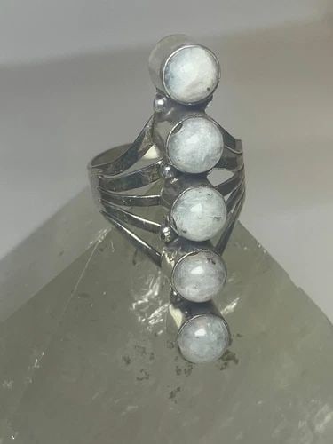 LONG MOONSTONE RING SOUTHWEST STERLING SILVER GIRLS WOMEN: LONG MOONSTONE RING SOUTHWEST STERLING SILVER GIRLS WOMEN long moonstone ring southwest sterling silver girls women Size 7.25 Weight 7.9g Length 1 1/2" Width. 1/4" Thinnest part of band 1/8"