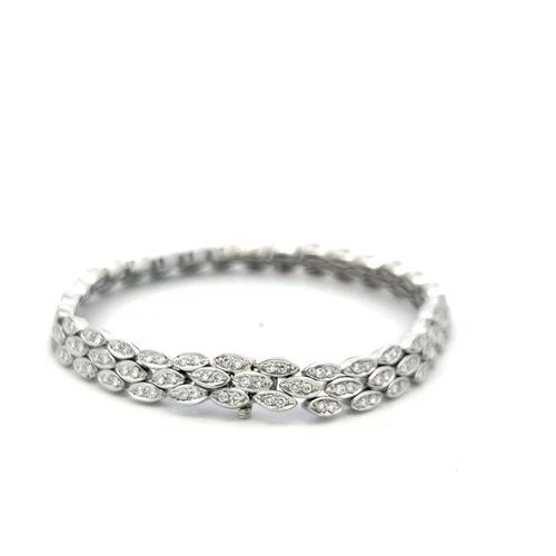 VINTAGE 18K WHITE GOLD LINK BRACELET WITH 1.86 CARAT ROUND G-VS DIAMONDS: VINTAGE 18K WHITE GOLD LINK BRACELET WITH 1.86 CARAT ROUND G-VS DIAMONDS Detailed Description: Vintage 18K White Gold Round Diamond Bracelet, 1.86 Carat, G VS DESCRIPTION: Elevate your elegance with t