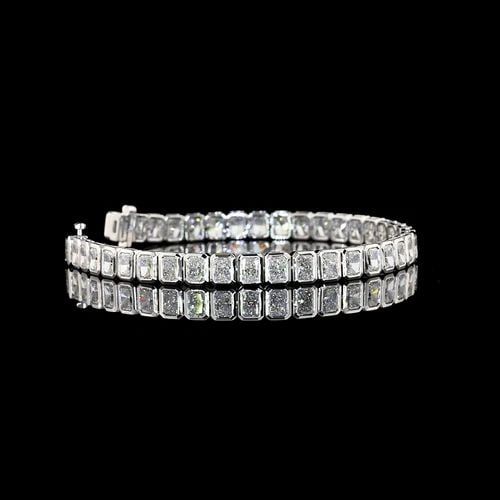 LAB-GROWN 11.18 CARAT RADIANT E-VVS2 DIAMOND 14K WG TENNIS BRACELET: LAB-GROWN 11.18 CARAT RADIANT E-VVS2 DIAMOND 14K WG TENNIS BRACELET Title: High-quality Brand-New Echo Friendly Elegant Lab-Grown 11.18 Carat Radiant E-VVS2 Diamond 14K White Gold Tennis Bracelet Vide