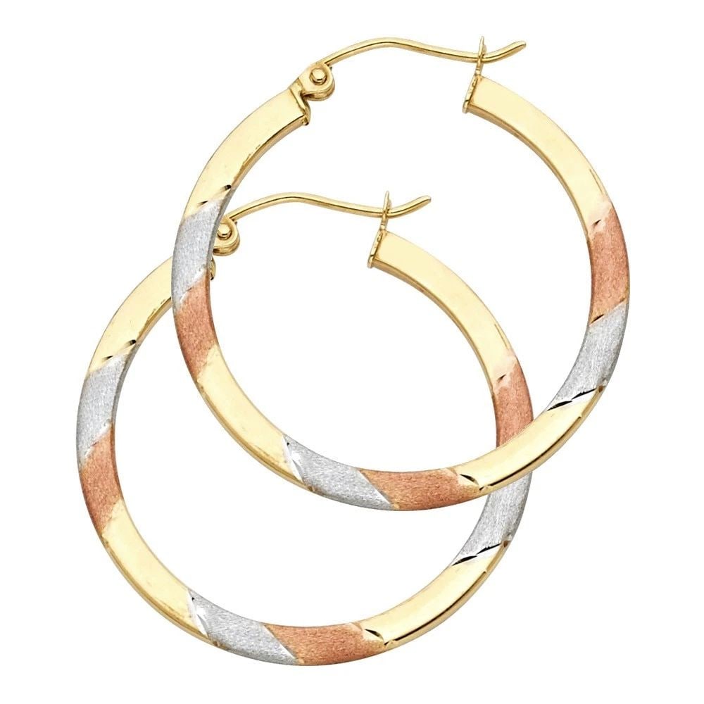 NEW 14K TRI COLOR GOLD DC HOOP EARRINGS: NEW 14K TRI COLOR GOLD DC HOOP EARRINGS DC HOOP EARRINGS NEW 14K TRI COLOR GOLD HEIGHT - 30 mm WIDTH - 30 mm Apx WEIGHT - 1.6 g