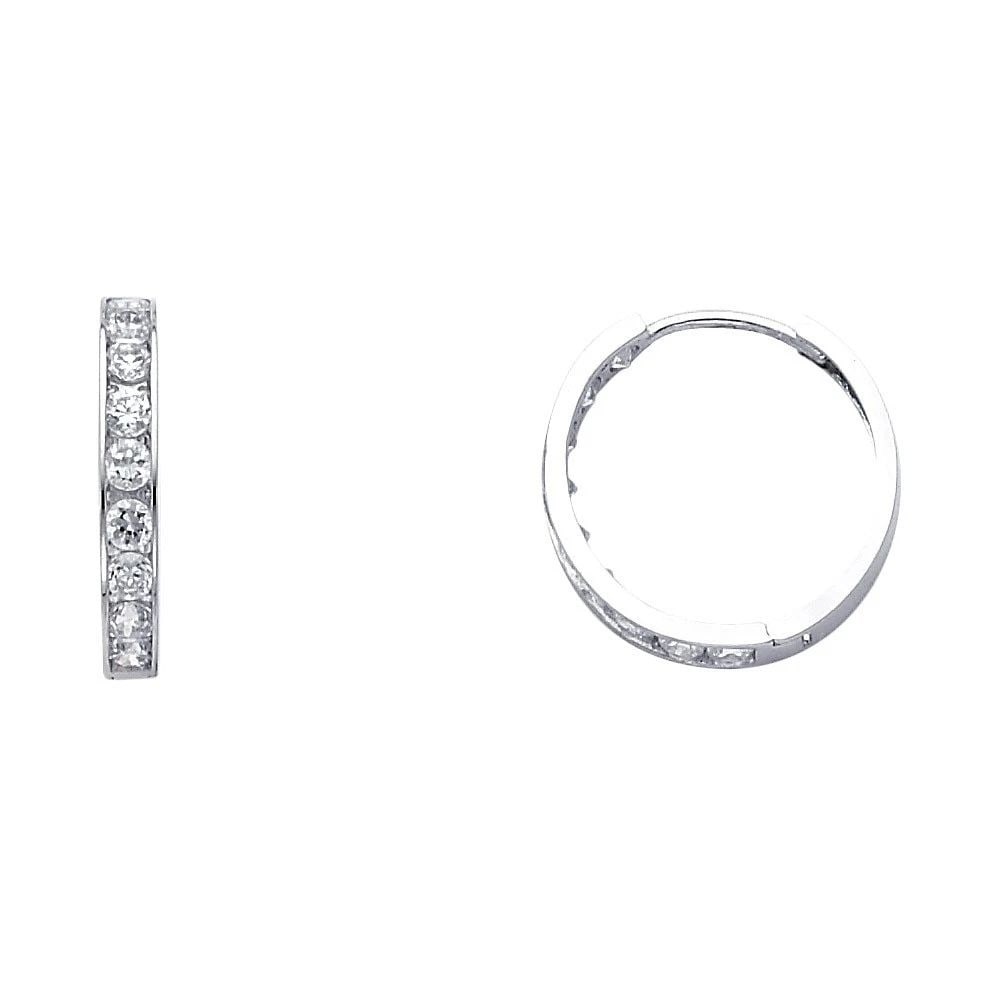 NEW 14K WHITE GOLD HUGGIES EARRINGS: NEW 14K WHITE GOLD HUGGIES EARRINGS HUGGIES EARRINGS NEW 14K WHITE GOLD Height : 17 mm Width : 17 mm Weight : 1.6g