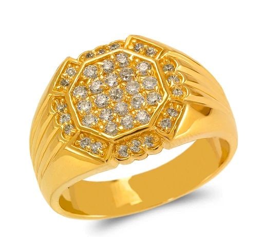 NEW 14K YELLOW GOLD MEN'S CLUSTER RING: NEW 14K YELLOW GOLD MEN'S CLUSTER RING MEN'S CLUSTER RING NEW 14K YELLOW GOLD SIZE Apx: 14mm Apx WEIGHT: 10.3g
