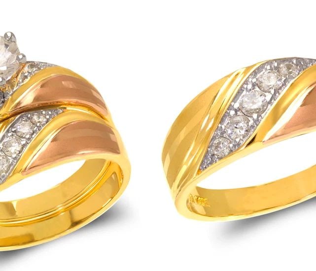 NEW 14K TRICOLOR GOLD TRICOLOR WEDDING TRIO RING SET: NEW 14K TRICOLOR GOLD TRICOLOR WEDDING TRIO RING SET TRICOLOR WEDDING TRIO RING SET NEW 14K TRICOLOR GOLD SIZE Apx: 6mm Apx. WEIGHT: 10.2g