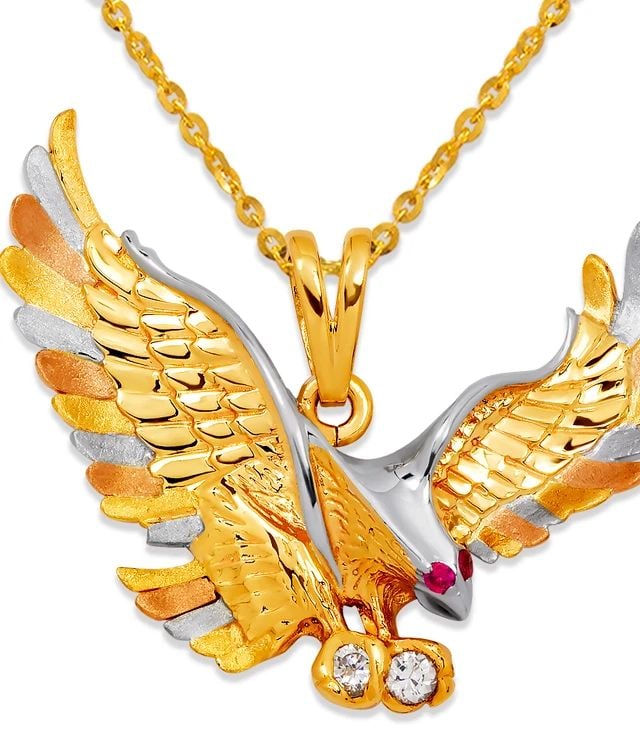 NEW 14K TRICOLOR GOLD FANCY EAGLE PENDANT: NEW 14K TRICOLOR GOLD FANCY EAGLE PENDANT FANCY EAGLE PENDANT NEW 14K TRICOLOR GOLD Apx. WIDTH: 45x39mm Apx WEIGHT: 10.1g