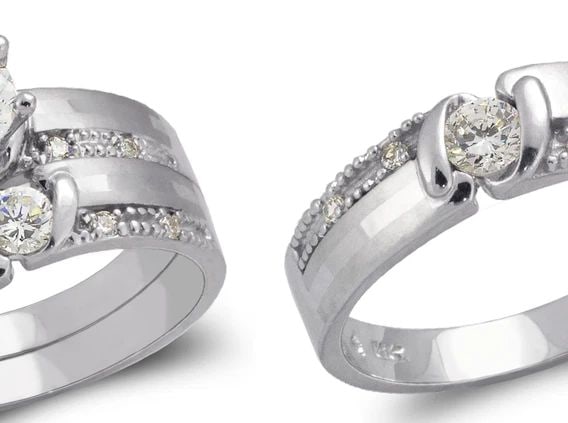 NEW 14K WHITE GOLD WHITE WEDDING TRIO RING SET: NEW 14K WHITE GOLD WHITE WEDDING TRIO RING SET WHITE WEDDING TRIO RING SET NEW 14K WHITE GOLD Apx. WIDTH: 6mm Apx. WEIGHT: 8.9g