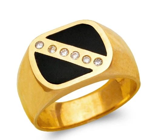 NEW 14K YELLOW GOLD MEN'S FULL CUT ONYX RING: NEW 14K YELLOW GOLD MEN'S FULL CUT ONYX RING MEN'S FULL CUT ONYX RING NEW 14K YELLOW GOLD SIZE Apx: 11mm Apx WEIGHT: 8.8g