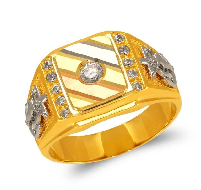 NEW 14K TRICOLOR GOLD MEN'S FANCY RING: NEW 14K TRICOLOR GOLD MEN'S FANCY RING MEN'S FANCY RING NEW 14K TRICOLOR GOLD SIZE Apx: 14mm Apx. WEIGHT: 8.4g