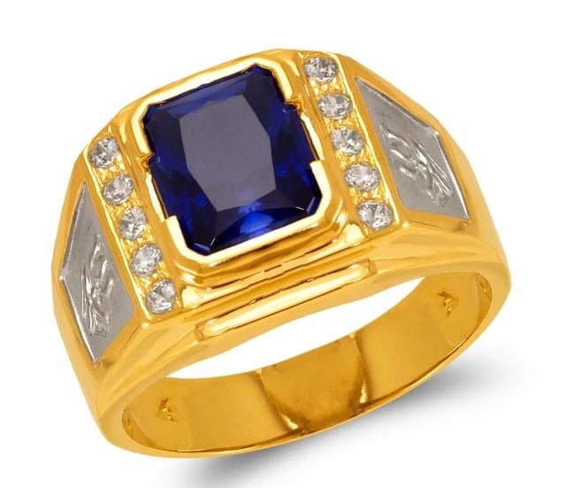 NEW 14K TWO TONE GOLD MEN'S FANCY RING: NEW 14K TWO TONE GOLD MEN'S FANCY RING MEN'S FANCY RING NEW 14K TWO TONE GOLD Apx. WIDTH: 15mm Apx. WEIGHT: 8.1g