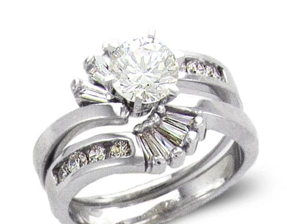 NEW 14K WHITE GOLD LADIES FASHION WHITE SOLITAIRE RING (1 of 2)