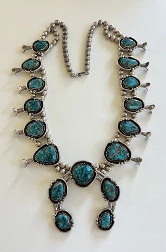 HUGE 328.7G VINTAGE NAVAJO STERLING BISBEE TURQUOISE SQUASH BLOSSOM NECKLACE 31": HUGE 328.7G VINTAGE NAVAJO STERLING BISBEE TURQUOISE SQUASH BLOSSOM NECKLACE 31" HUGE 328.7g Vintage Navajo Sterling Silver High Grade Bisbee Turquoise Squash Blossom Necklace 31" This Amazing Museum 