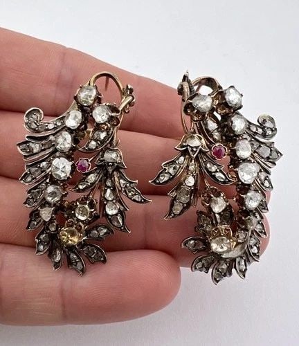 VICTORIAN GEORGIAN GOLD ROSE CUT DIAMOND & RUBY FLORAL OMEGA BACK POST EARRINGS (1 of 2)