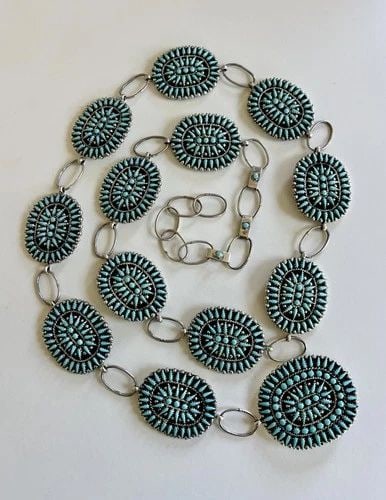 VTG ZUNI STERLING SILVER NATURAL NEEDLEPOINT TURQUOISE CLUSTER CONCHO BELT 45": VTG ZUNI STERLING SILVER NATURAL NEEDLEPOINT TURQUOISE CLUSTER CONCHO BELT 45" Vtg Zuni / Navajo Sterling Silver Natural Needlepoint Turquoise Cluster Concho Belt 45" Belt Size: 45" - Tip To Tip - Adj